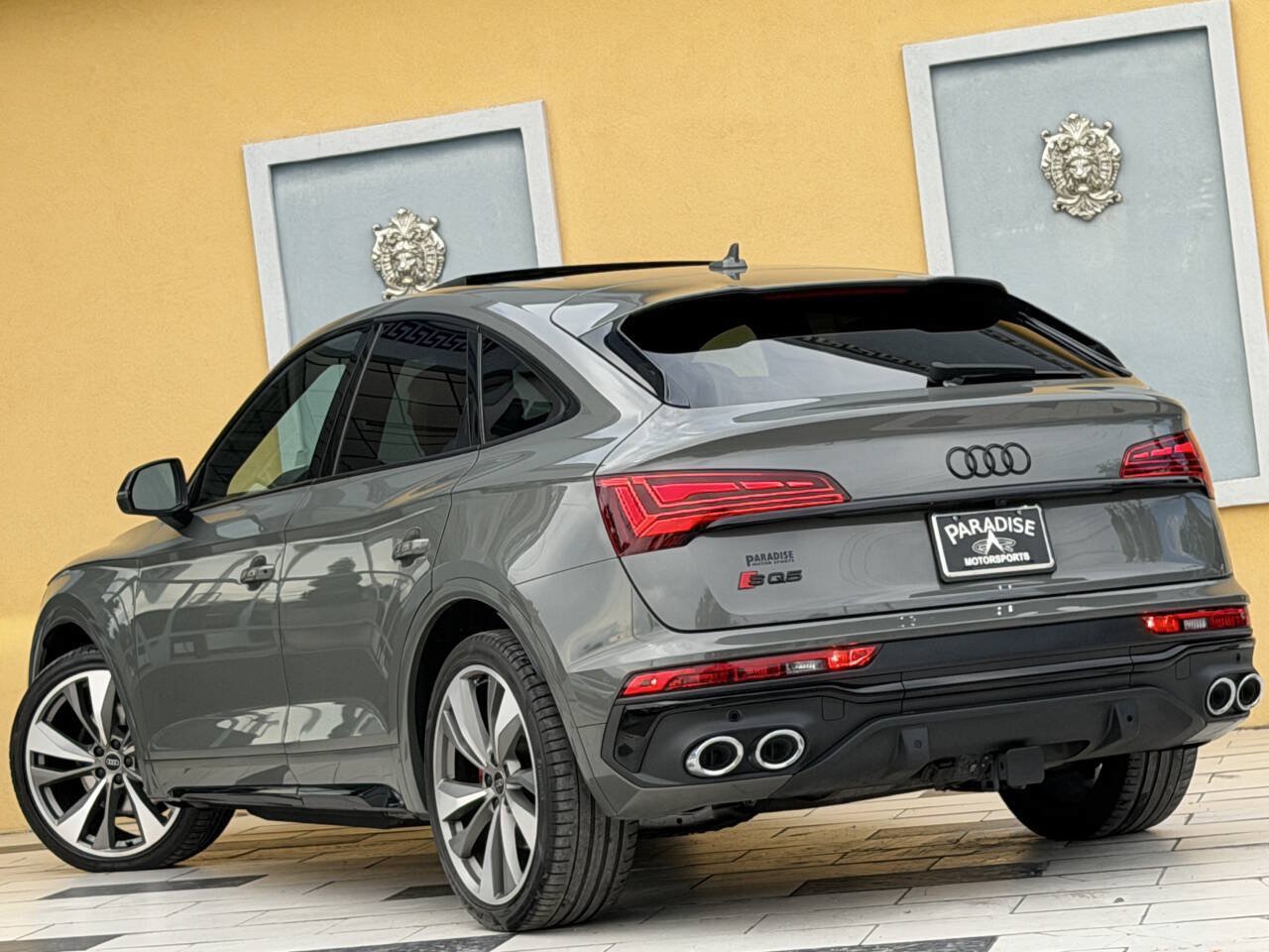 Used 2023 Audi SQ5 Premium Plus w/ Premium Plus Package AWD/4WD image 6
