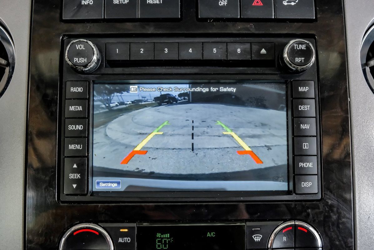 Used 2014 Ford Expedition EL Limited w/ Equipment Group 301A AWD/4WD image 21