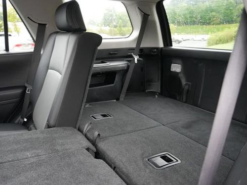 Used 2023 Toyota 4Runner SR5 Premium w/ Moonroof Package RWD image 17