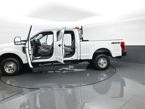 Used 2020 Ford F250 XL w/ Power Equipment Group AWD/4WD image 28