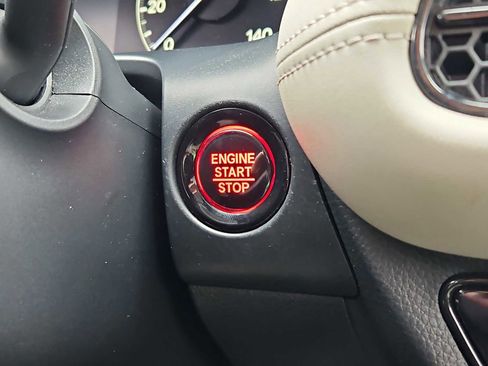 Certified 2024 Honda HR-V LX image 11