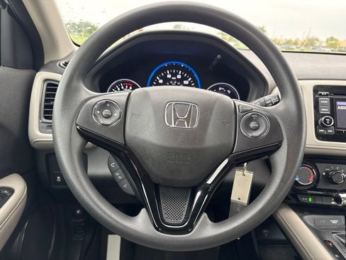 Used 2021 Honda HR-V LX image 19