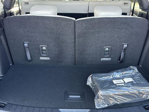 New 2026 MAZDA CX-90 Plug-In Hybrid w/ Preferred image 26