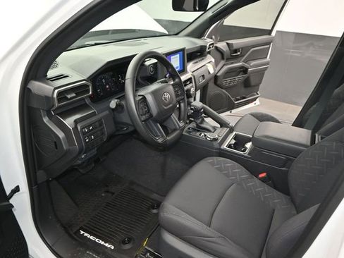 New 2026 Toyota Tacoma SR5 AWD/4WD image 4
