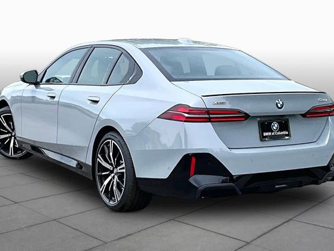 New 2026 BMW 530i xDrive w/ M Sport Package AWD/4WD image 12