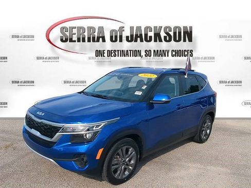 Certified 2022 Kia Seltos S FWD image 4