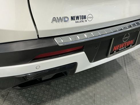 Used 2023 INFINITI QX60 Luxe w/ Cargo Package image 4