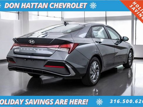 Used 2024 Hyundai Elantra SEL image 37