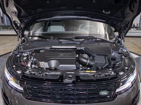 New 2026 Land Rover Range Rover Evoque Dynamic SE image 5