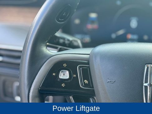 Used 2023 Lincoln Corsair Reserve image 13