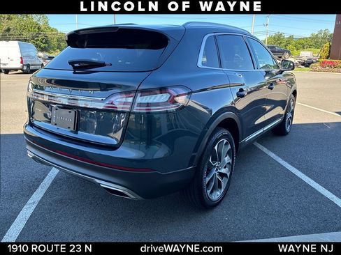 Certified 2023 Lincoln Nautilus Reserve w/ Luxury Package AWD/4WD image 8