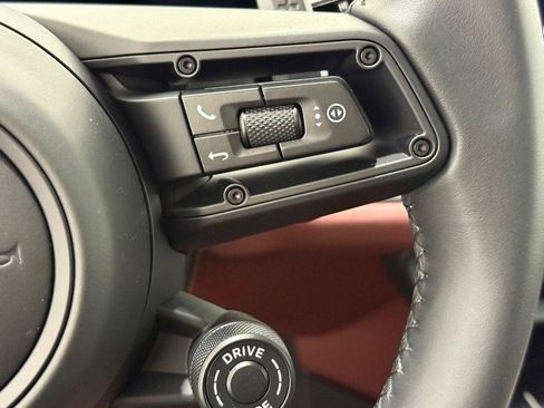 New 2026 Porsche Cayenne GTS image 21