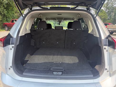 Used 2024 Nissan Rogue S AWD/4WD image 30