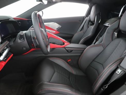 Used 2024 Chevrolet Corvette Stingray Premium Cpe image 16