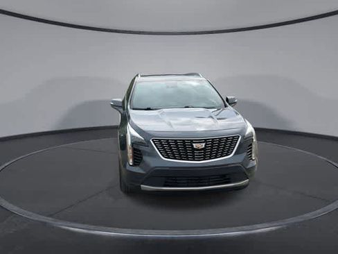 Used 2021 Cadillac XT4 Premium Luxury w/ Driver Awareness Package FWD image 3