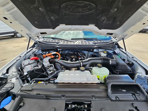 Used 2024 Ford F150 XLT w/ Equipment Group 302A MID image 33