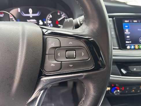 Used 2024 Buick Enclave Premium image 19