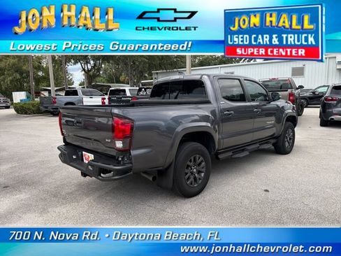 Used 2023 Toyota Tacoma SR5 AWD/4WD image 11
