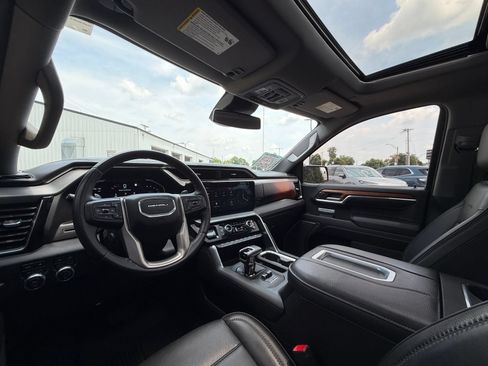 Used 2022 GMC Sierra 1500 Denali AWD/4WD image 17