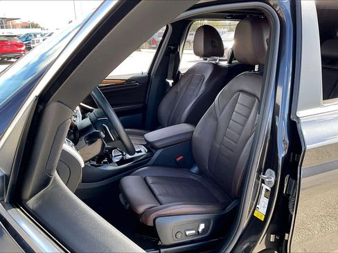 Used 2024 BMW X3 sDrive30i w/ Premium Package image 8