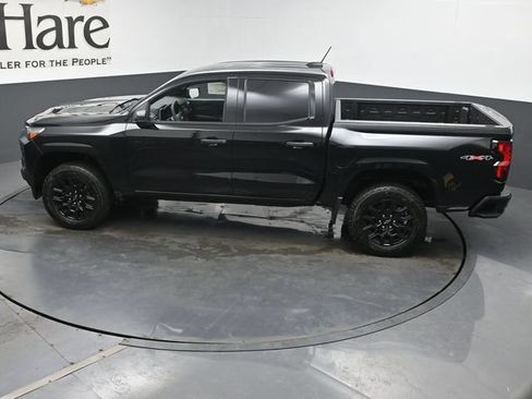 New 2026 Chevrolet Colorado W/T w/ WT Custom Package AWD/4WD image 21