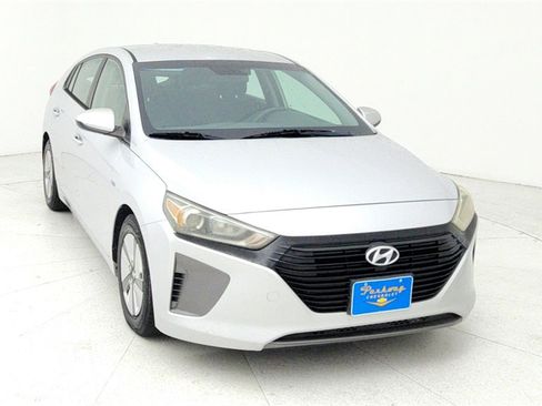 Used 2018 Hyundai Ioniq Blue image 9