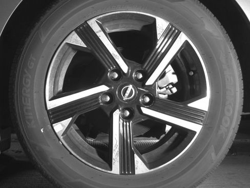 Used 2025 Nissan Sentra SV FWD image 14