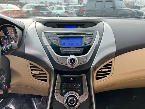 Used 2013 Hyundai Elantra GLS w/ Preferred Pkg image 13