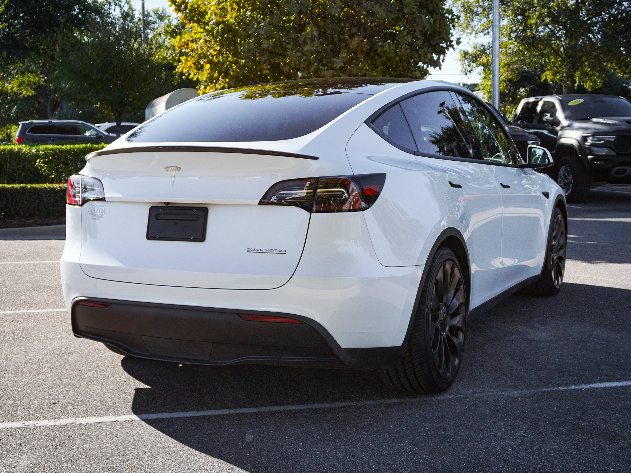 Used 2023 Tesla Model Y Long Range AWD/4WD image 10