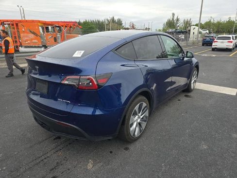 Used 2022 Tesla Model Y Long Range image 4