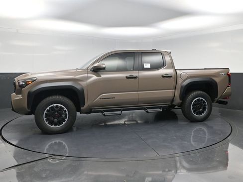 New 2026 Toyota Tacoma TRD Off-Road AWD/4WD image 3