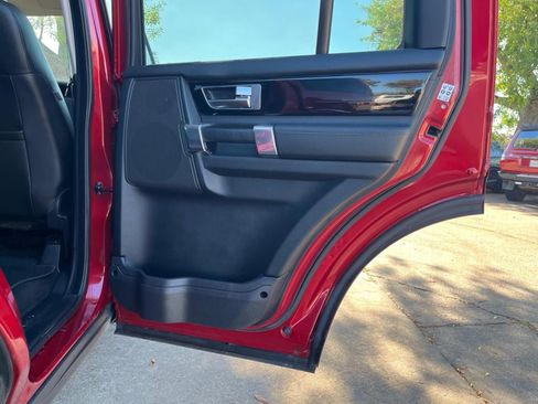 Used 2013 Land Rover LR4 HSE image 38