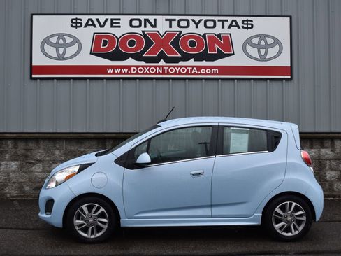 Used 2016 Chevrolet Spark LT image 4