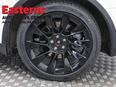 Used 2021 Tesla Model Y Long Range AWD/4WD image 26