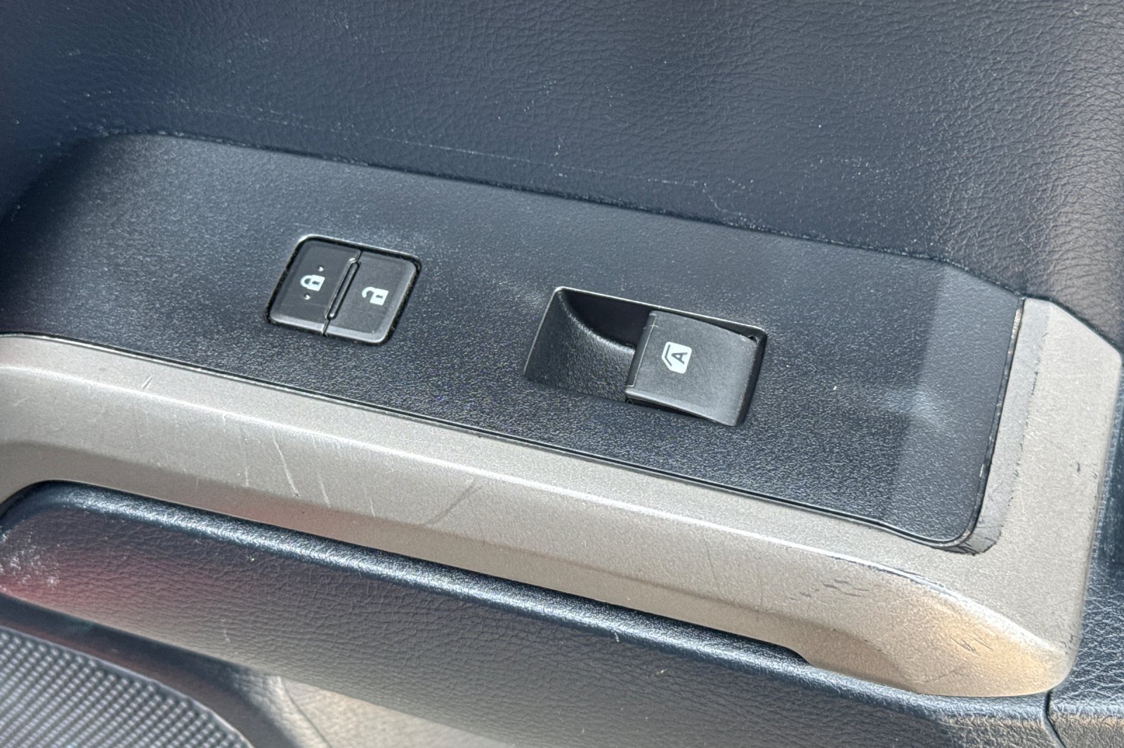 Used 2019 Toyota Tacoma TRD Off-Road AWD/4WD image 20