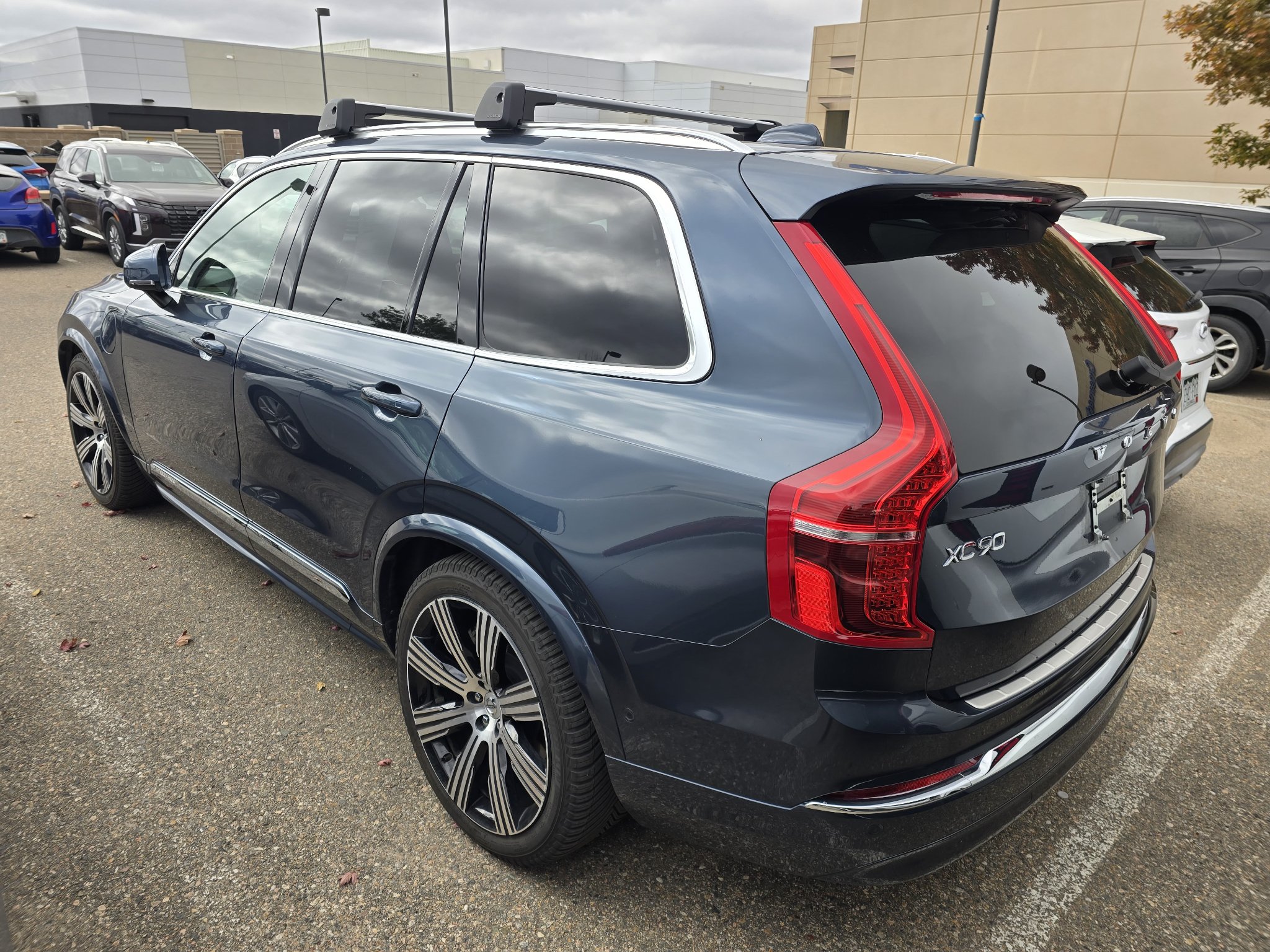 Used 2024 Volvo XC90 T8 Ultimate AWD/4WD image 15