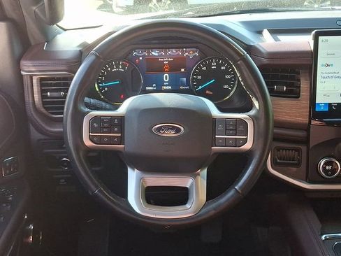 Used 2024 Ford Expedition Limited AWD/4WD image 19