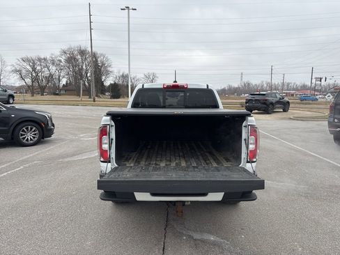 Used 2021 GMC Canyon AT4 image 8