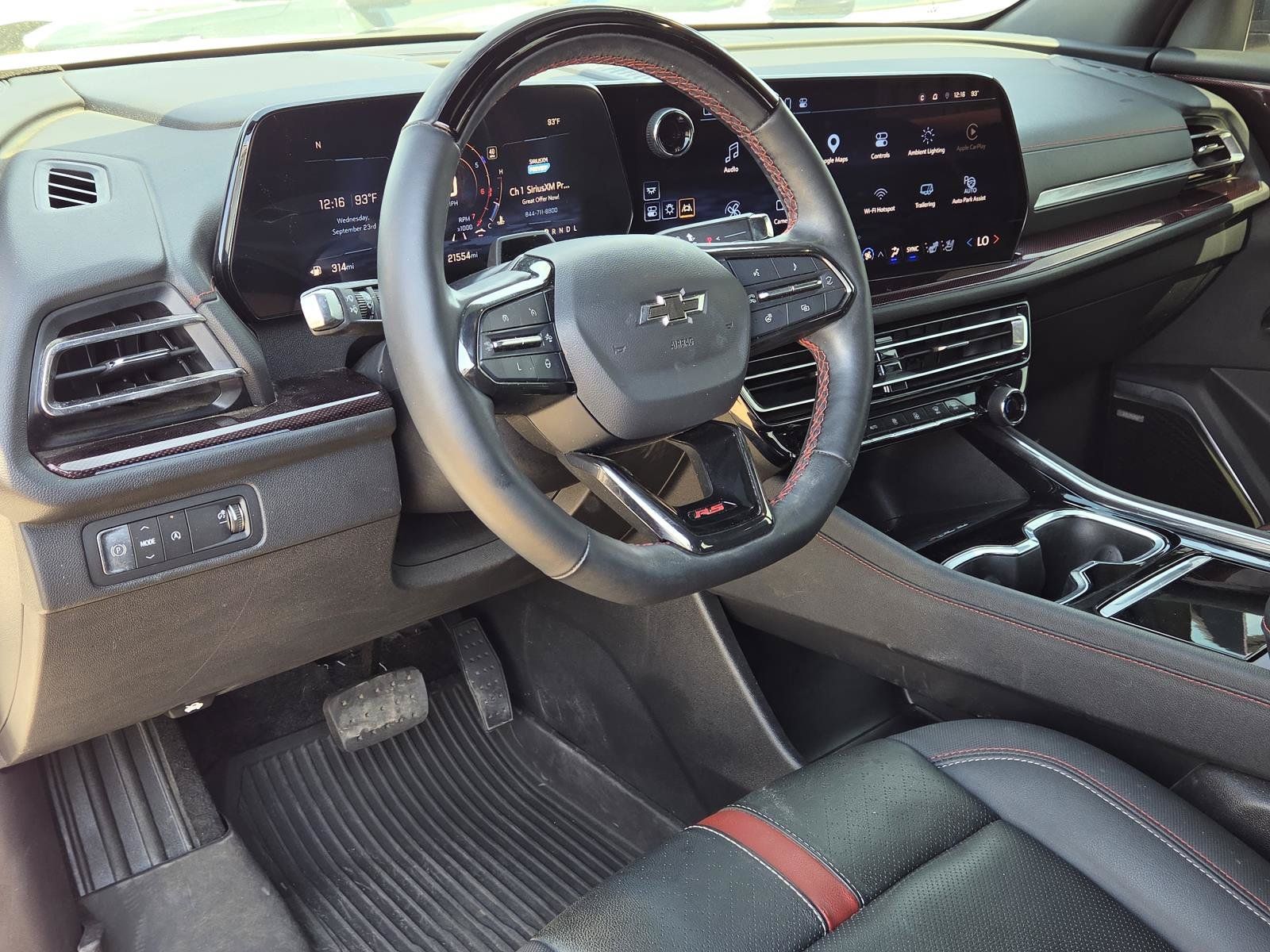 Used 2024 Chevrolet Traverse RS w/ LPO, Floor Liner Package FWD image 25