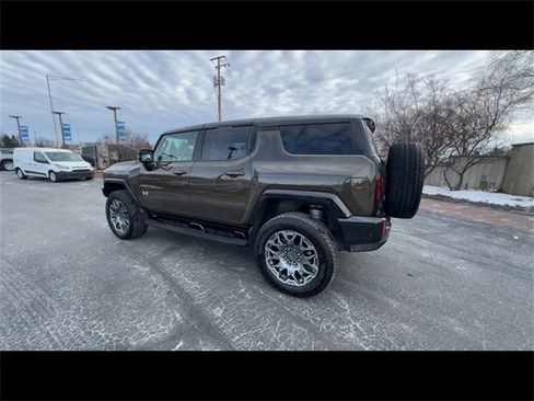 Certified 2025 GMC Hummer EV 3X image 6