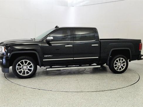 Used 2017 GMC Sierra 1500 Denali AWD/4WD image 4