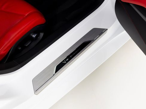 Used 2021 Chevrolet Corvette Stingray Preferred Cpe w/ Engine Appearance Package image 38