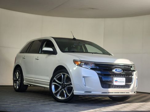 Used 2013 Ford Edge Sport w/ Driver Entry Pkg image 1