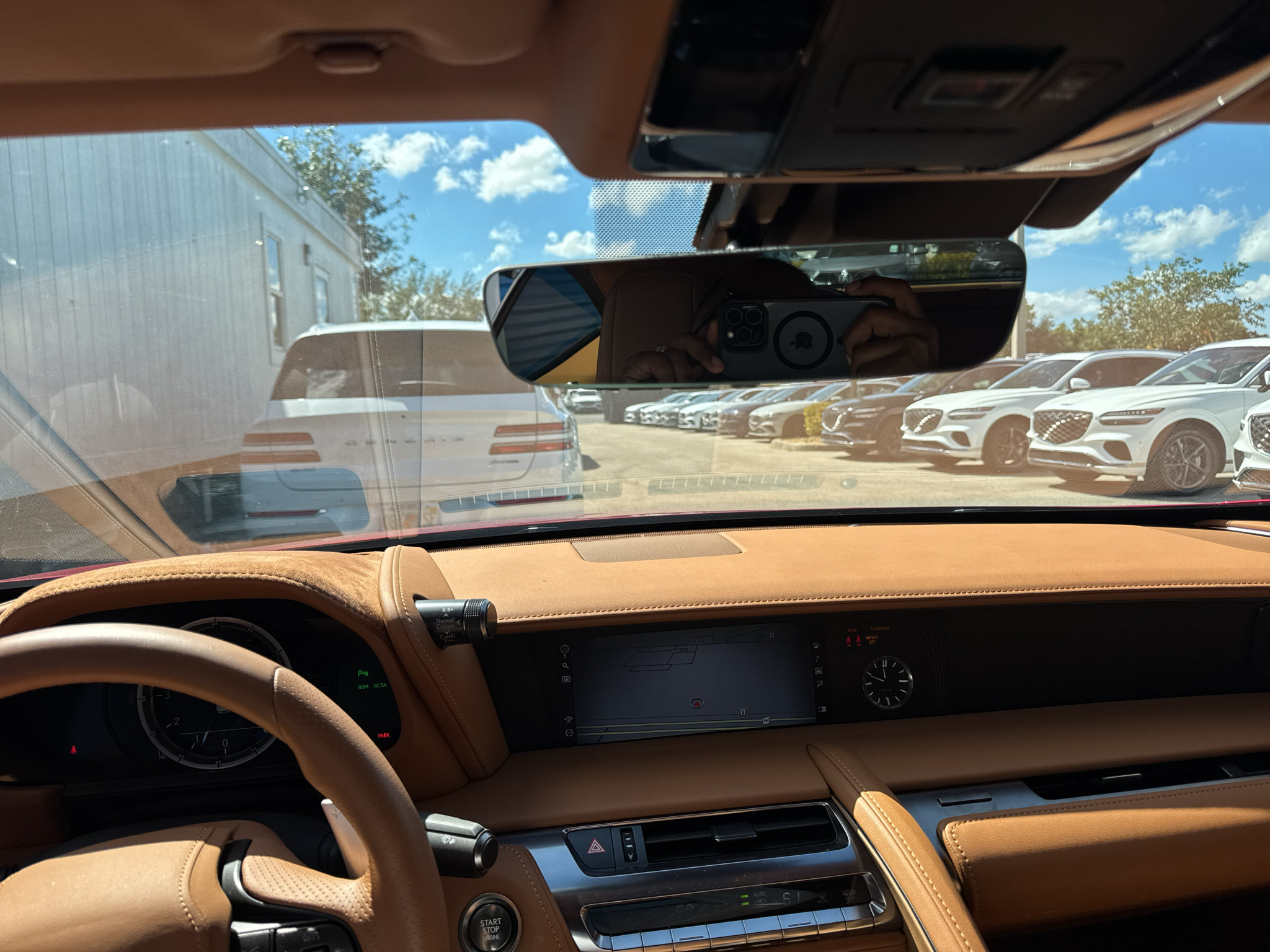 Used 2022 Lexus LC 500 Convertible w/ Touring Package RWD image 21