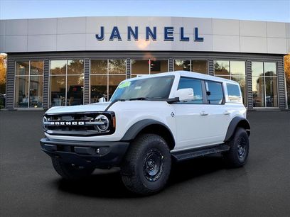 New 2025 Ford Bronco Outer Banks