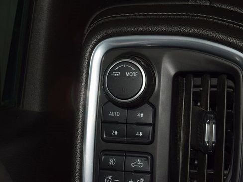 Used 2022 Chevrolet Silverado 2500 High Country w/ Safety Package II image 30