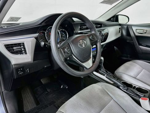 Used 2014 Toyota Corolla LE w/ Protection Package FWD image 9