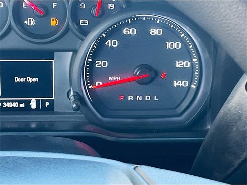 Used 2021 Chevrolet Silverado 1500 Custom Trail Boss w/ LPO, Dark Essentials Package image 17