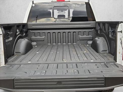 Used 2018 Ford F150 Lariat w/ Equipment Group 502A Luxury RWD image 6