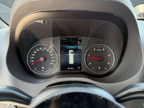 New 2025 Mercedes-Benz Sprinter 2500 image 18